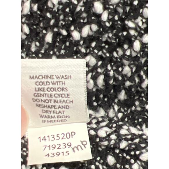 J.Jill Black/White Single Button Cardigan Size MP Petite Minimalist Cottage Easy - Picture 10 of 10